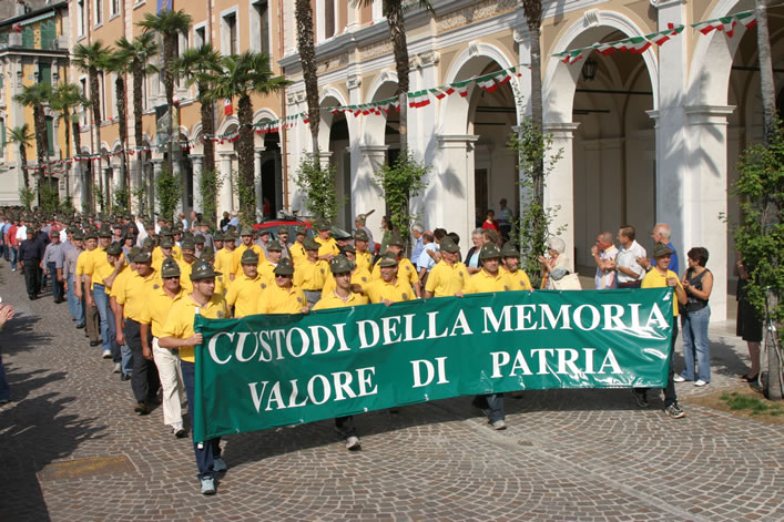 Adunata Sezionale Salò 2006 - Domenica